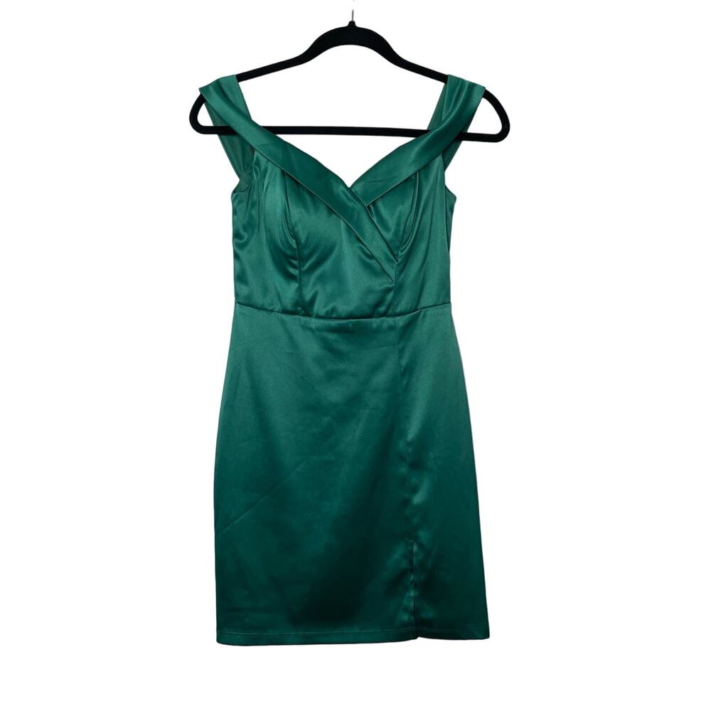 My Michelle Satin Dress Mini Sweetheart Neck Sleeveless Wide Strap Green Size 3